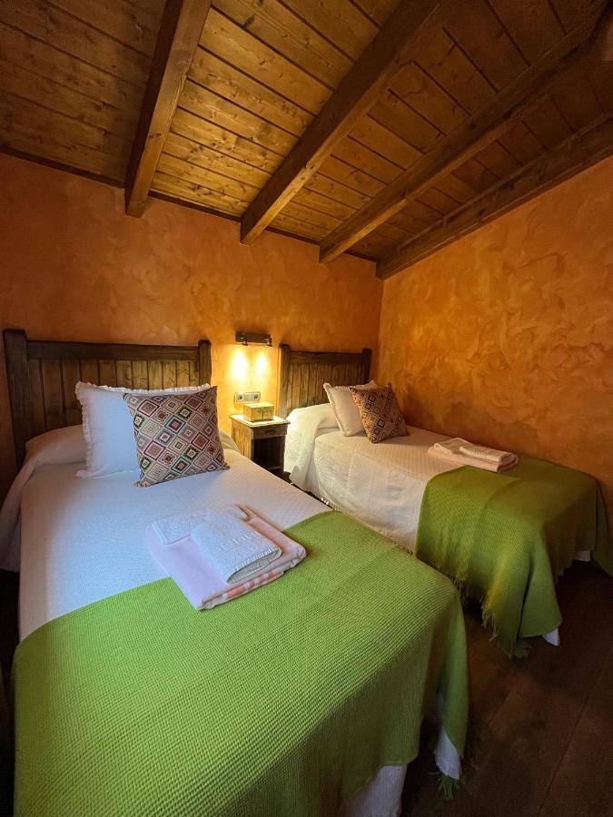 La Casuka Vut Fabero Villa Екстериор снимка
