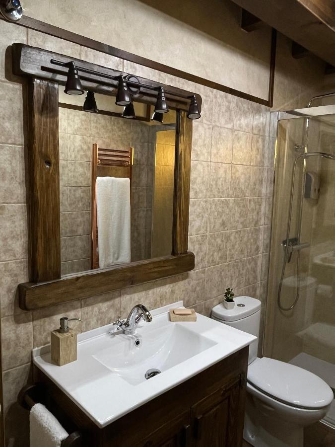 La Casuka Vut Fabero Villa Екстериор снимка