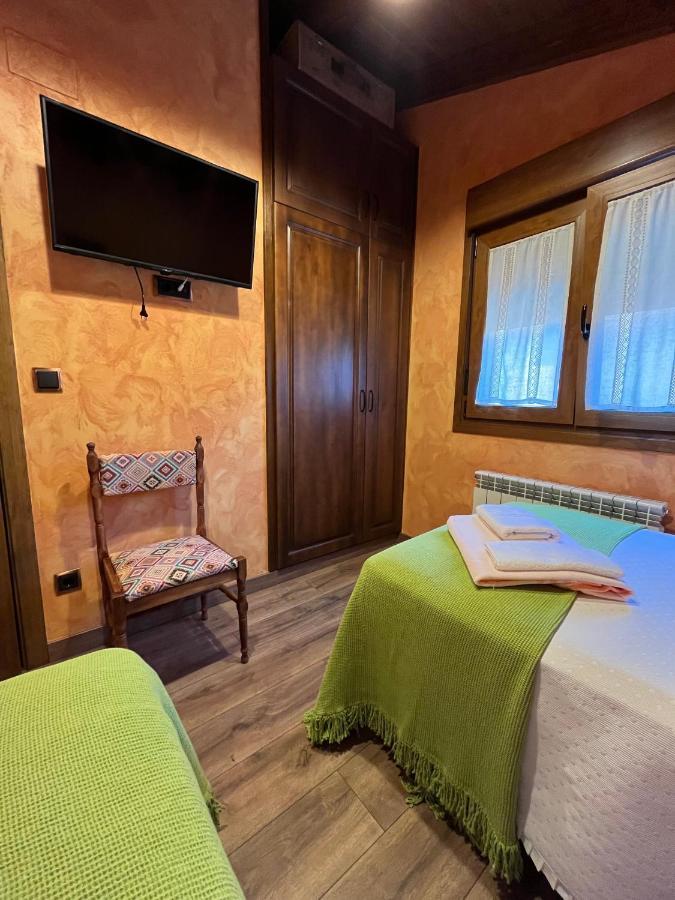La Casuka Vut Fabero Villa Екстериор снимка
